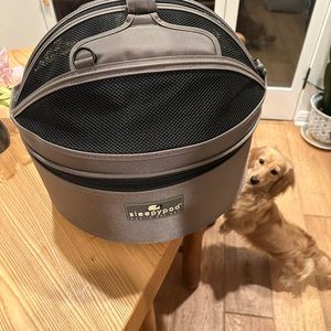 Sleepypod Mobile Pet Carrier - Safest Dog Car seat- Olive Green - Medium